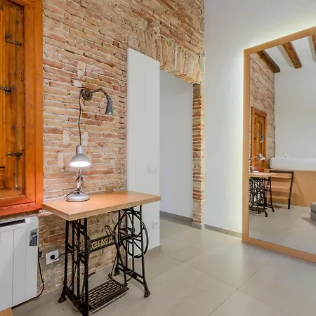 Flateli Ballesteries 15 * Girona